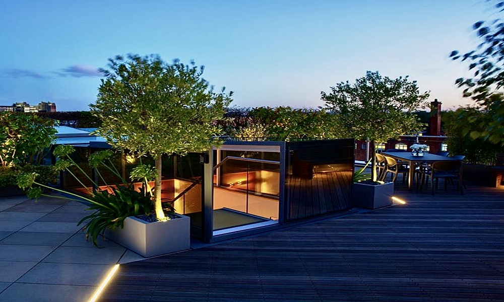 چراغ دیواری یا چراغ آویز، گزینه مناسب برای تراس و بالکن کدام است؟